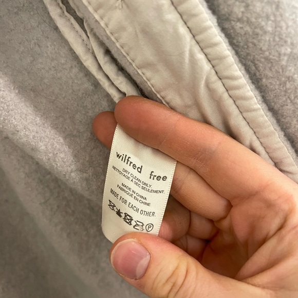 Aritzia Wilfred Free Merino Wool Minimalist Barn Jacket Light Gray Jacket - Picture 6 of 7